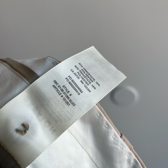 NWT✨ Aritzia Babaton - New Command Pants (Humus Beige) - Picture 12 of 12